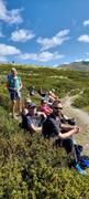 Rast i solskinn og varme på vei til Smuksjøseter.